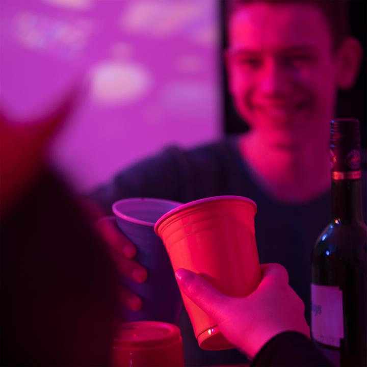 Actual product image Relaxdays Beer pong set