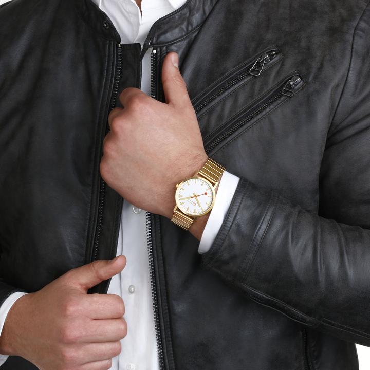 Actual product image Mondaine Classic - Modern (Analogue wristwatch, 40 mm)