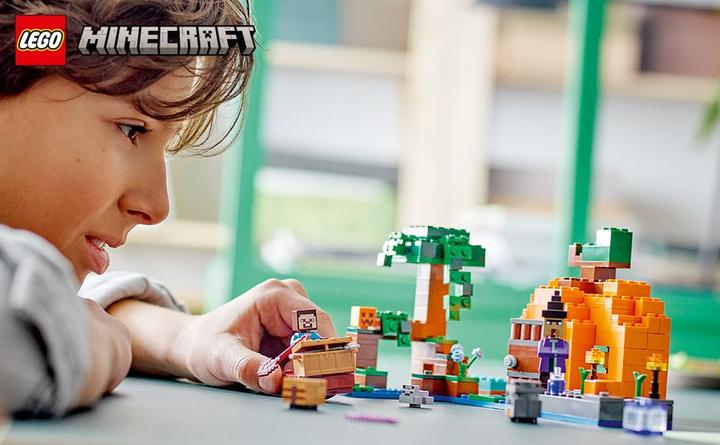 Actual product image LEGO The pumpkin farm (21248, LEGO Minecraft)