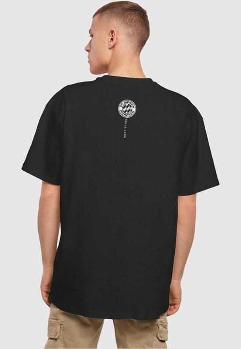 Actual product image FC Bayern München Logo Vertical Heavy Oversized Tee - 115359 (L)