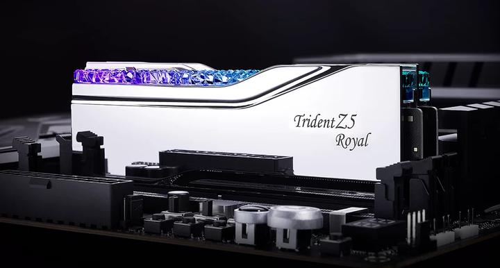 Produktbild G.Skill Trident Z5 Royal (2 x 24GB, 8400 MHz, DDR5-RAM, DIMM)