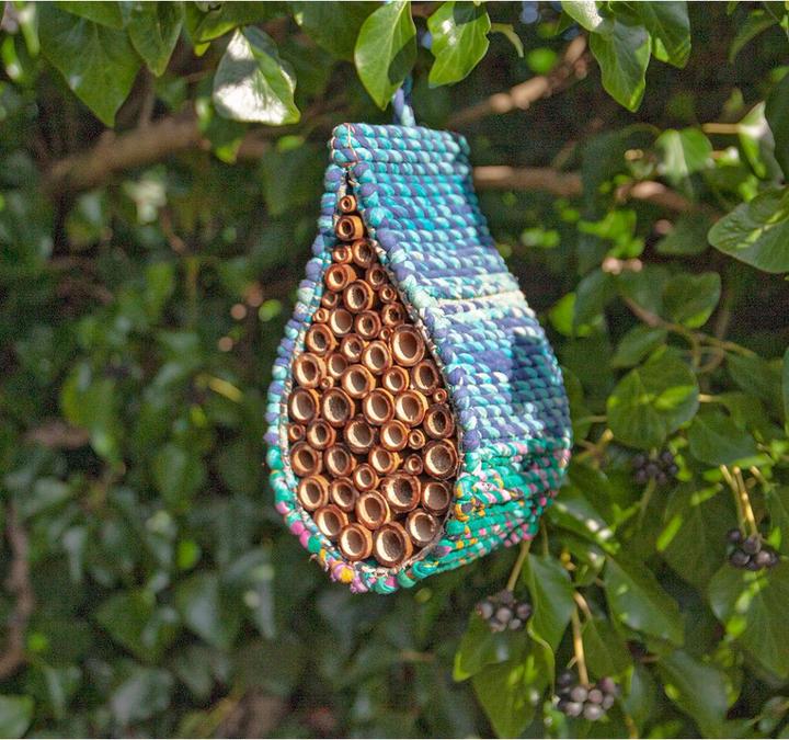 Produktbild Wildlife World Insektenhotel Artisan Teardop Assortiert, Tierart (Wildbienen)