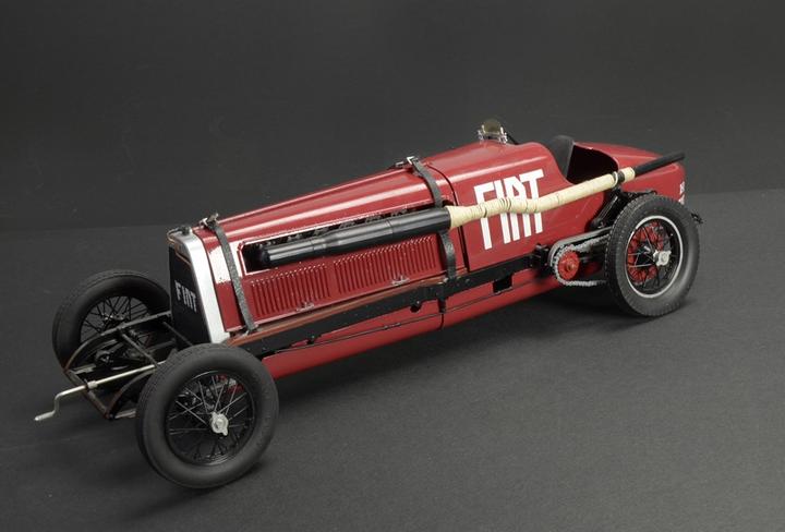 Actual product image Italeri Fiat Mefistofele