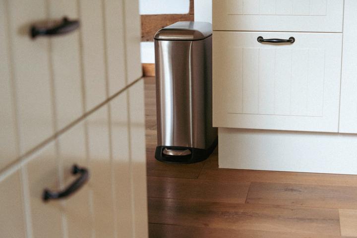 Image du produit Wenko Poubelle à pédale Design Easy-Close (12 l)