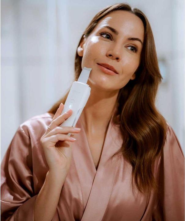 Actual product image Beautifly Scrub Aqua Glow Pro