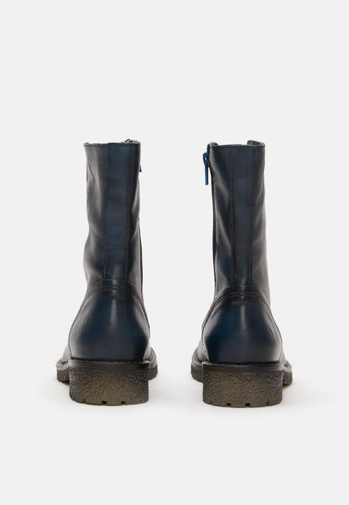 Actual product image Felmini CASTER B501, the timeless lace-up boot from, is characterised by an elegant combination of a (40)