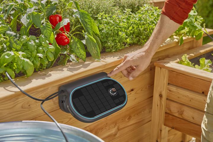 Produktbild Gardena Solar-Bewässerung AquaBloom L Set (Tropfbewässerung Set)