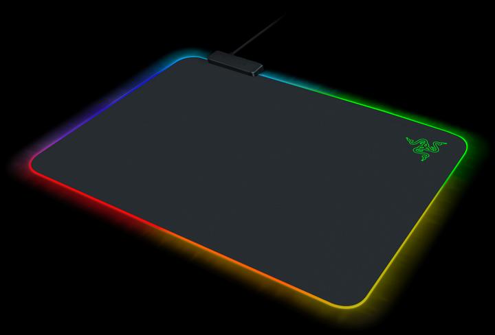 Produktbild Razer Firefly V2 (L)