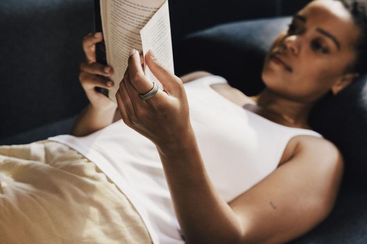 Image du produit Oura Ring Gen3 Horizon (10, Titane brossé)