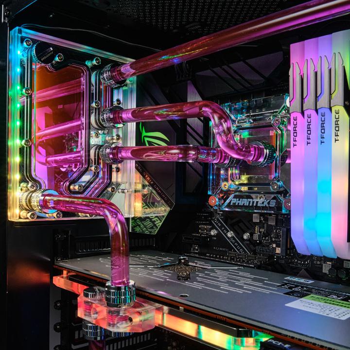 Actual product image Phanteks Glacier D120