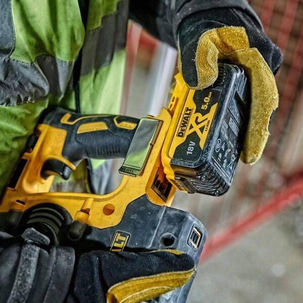 Actual product image DeWalt DCH274P2T (Rechargeable battery operated)