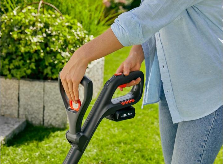 Image du produit Gardena ComfortCut 23/18V P4A (Couteaux en plastique)