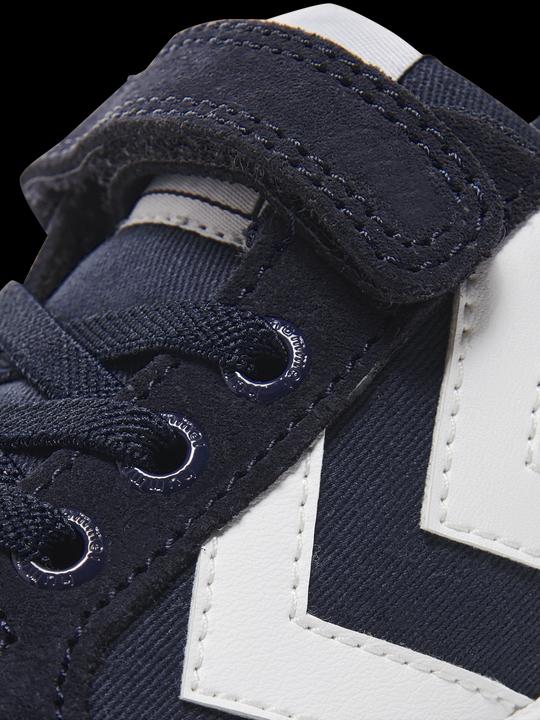 Produktbild hummel Slimmer Stadil Low Jr (30)