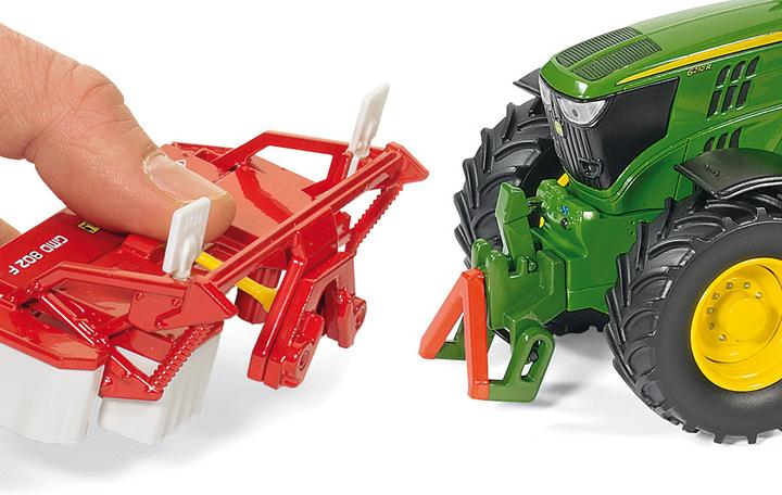 Actual product image Siku 3282 John Deere 01:32 6210R