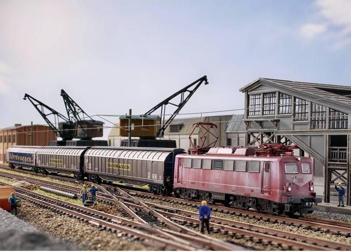 Actual product image MiniTrix 16407 N DB AG class 140 electric locomotive, MHI (Track N)