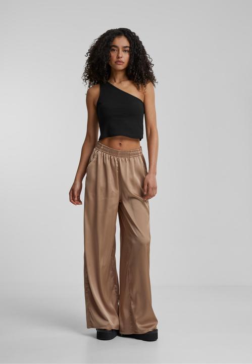Actual product image Urban Classics Ladies Cropped Asymmetric Top (XS)