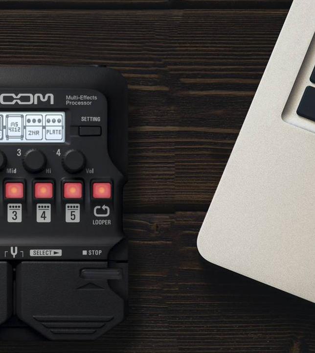 Produktbild Zoom G1 FOUR/IFS Multi-Effekt Amp-Simulator Pedalboard für