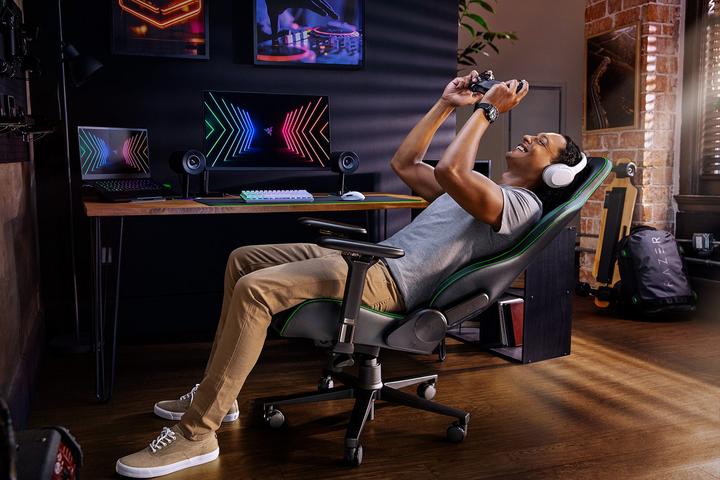 Actual product image Razer Enki