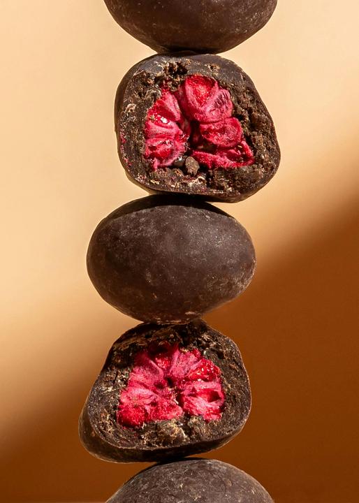 Actual product image KoRo Freeze-dried raspberries in dark chocolate (1000 g)