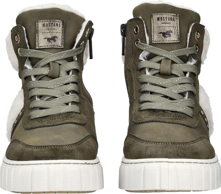 Actual product image Mustang Sneaker (40)