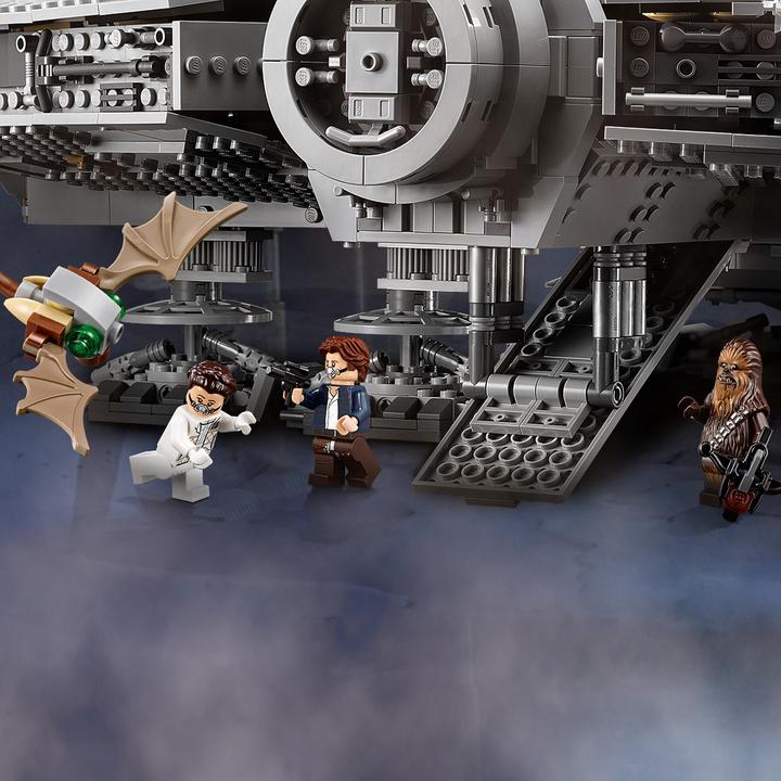 Image du produit LEGO Millennium Falcon (75192, LEGO Star Wars, LEGO difficiles à trouver)