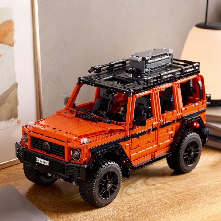 Actual product image LEGO Mercedes-Benz G 500 PROFESSIONAL Line (42177, LEGO Technic)