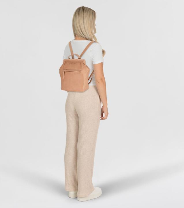 Actual product image Greenburry Vintage washed City backpack leather 27 cm (5 l)