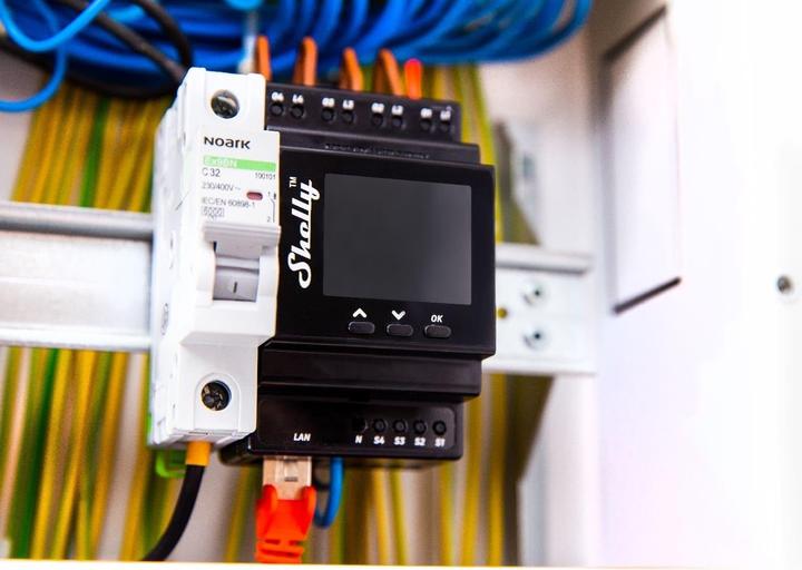Actual product image Shelly Pro Dual Cover PM (Dimming actuator)