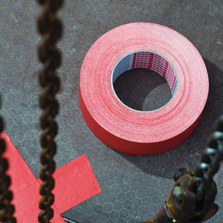 Produktbild tesa 4688 rot 1pièce (S) Klebeband für Büro – Klebeband für Büro (rot) (50 mm)