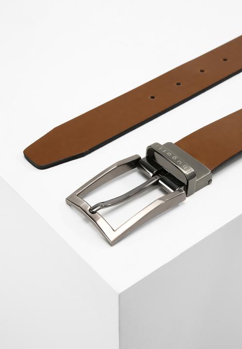 Actual product image Bugatti Reversible leather belt (110)