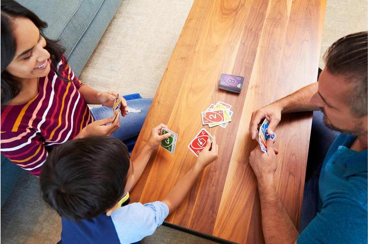 Actual product image Mattel Games Uno Flip (Multilingual)