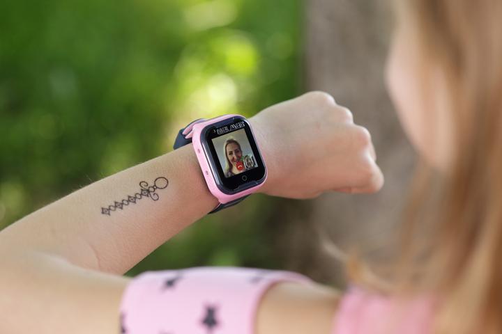 Actual product image LK 709 4G pink - children's watch with GPS locator. video call. waterproof for kids (40 mm)