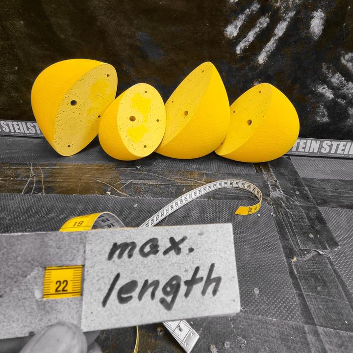 Produktbild Steilstein Klettergriffe-Set 39-40 (Wunschfarbe (Anfertigung))