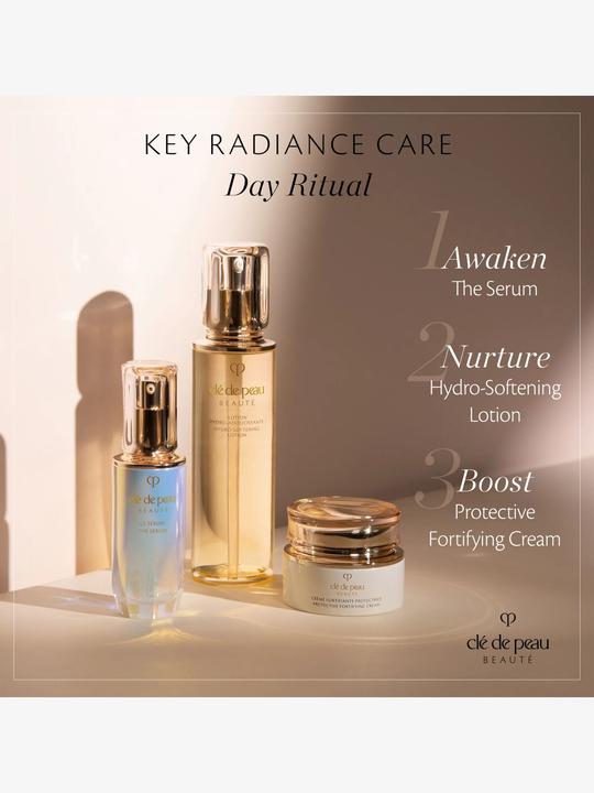 Actual product image Clé De Peau Protective Fortifying Cream (Sun cream face, SPF 20, 50 ml)