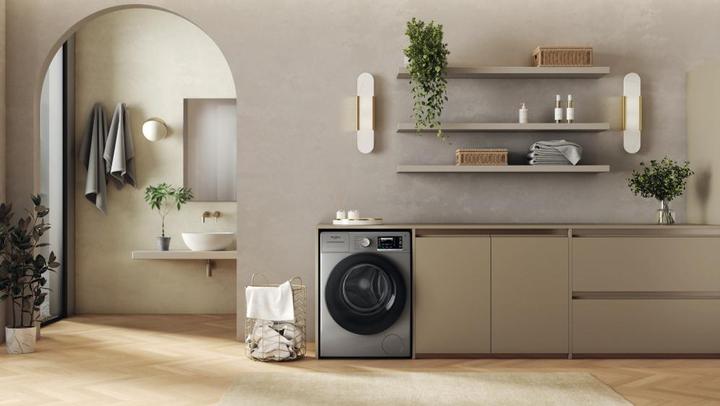 Actual product image Whirlpool Wasmachine W7 99s Silence Ee (9 kg, Left)