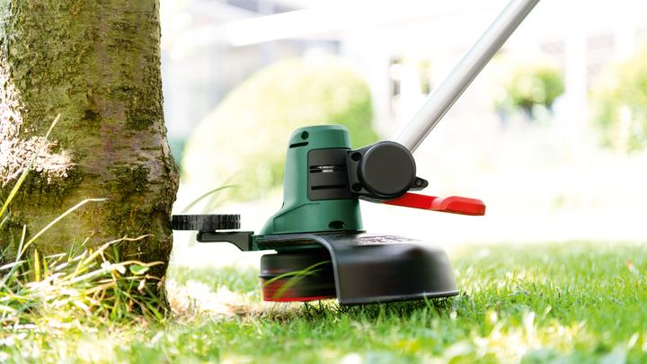 Produktbild Bosch Home & Garden UniversalGrassCut 18V-260 (Trimmfaden)
