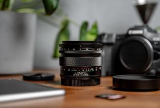 Actual product image Voigtländer Nokton 40mm / 1.2 asph. (Canon RF, full size)