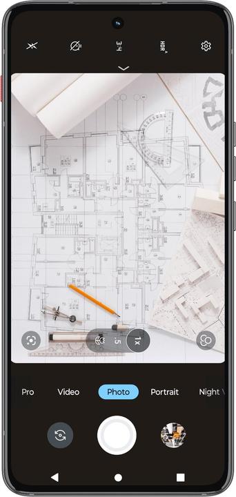 Immagine prodotto Motorola ThinkPhone (256 GB, Nerofumo, 6.60", Doppia SIM, 50 Mpx, 5G)