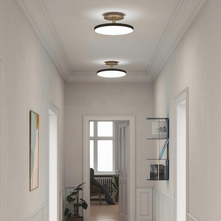 Actual product image Umage Asteria Up (1100 lm)