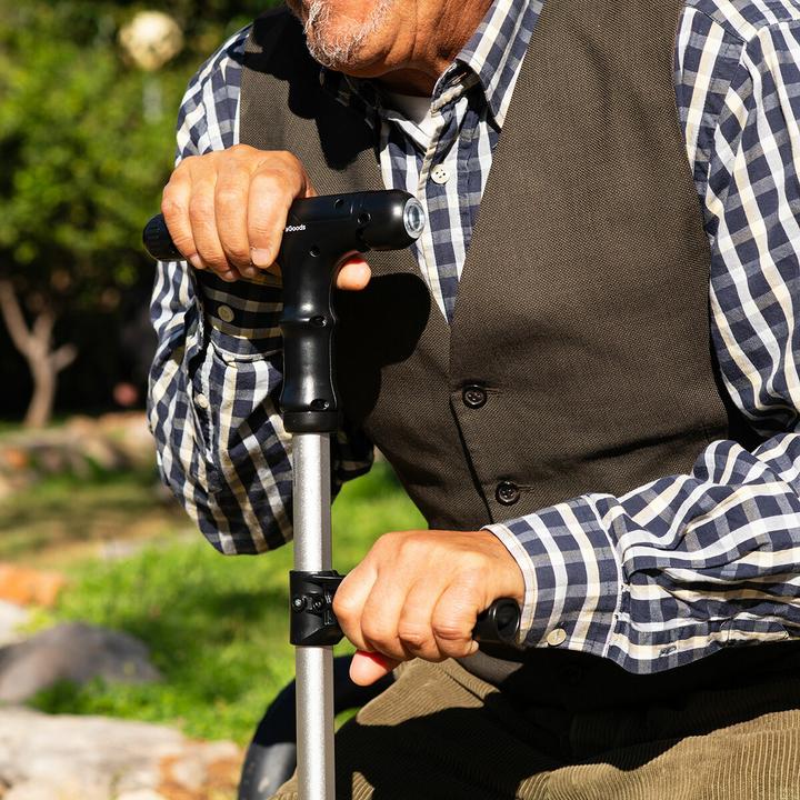 Actual product image InnovaGoods Extendable walking stick with LED light, alarm and mechanical gripper handle