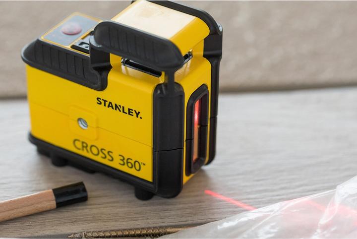 Actual product image Black & Decker Self leveling line laser