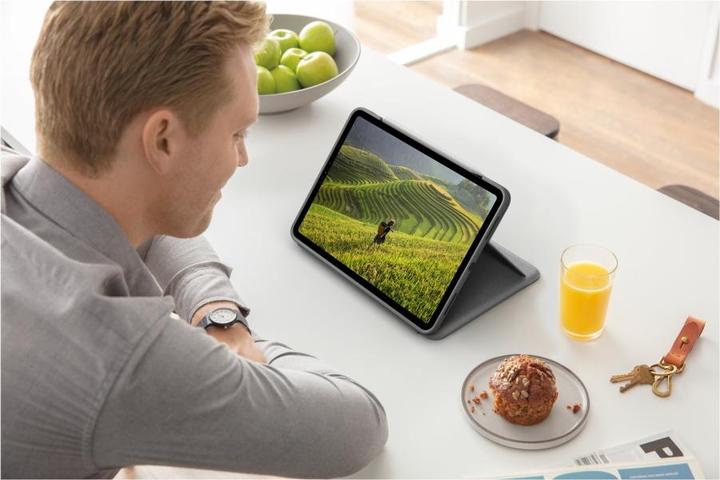 Actual product image Logitech Folio Touch (Eng. Int., iPad Air 2020 (4. Gen), iPad Air 2022 (5th Gen))