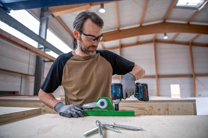 Produktbild Bosch Professional Akku-Drehschlagschrauber GDS 18V-330 HC (solo,C) (Akkubetrieb)