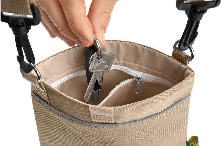 Actual product image Hunter Shoulder snack bag Alva, 18 x 20 cm, beige, product type
