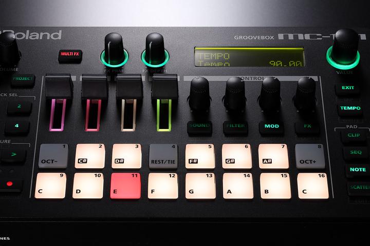 Produktbild Roland MC-101 (Controller)