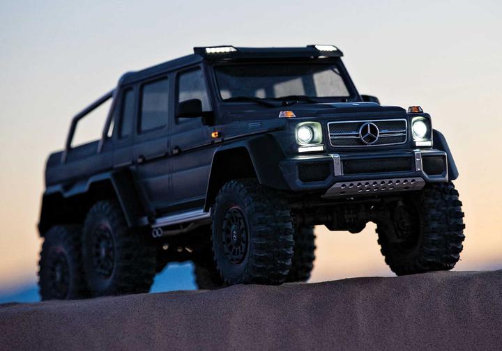 Image du produit Traxxas CRAWLER TRX-6 1:10 6WD EP RTR MERCEDES G63 AMG 6x6 - BLACK SANS chargeur et SANS accu (RTR Prêt à fonctionner)
