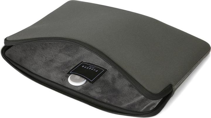 Actual product image Pipetto Classic Fit Sleeve for MacBook Pro 14/Air 13.6 (Color: Military Green) (Apple)