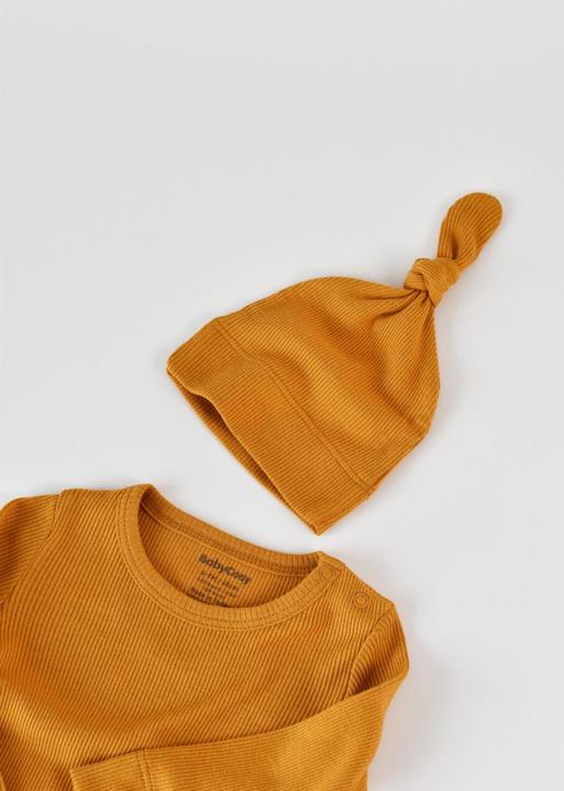 Immagine prodotto BabyCosy Set. Pantaloni in maglia con piede. Body a maniche lunghe. Cappellino (56)