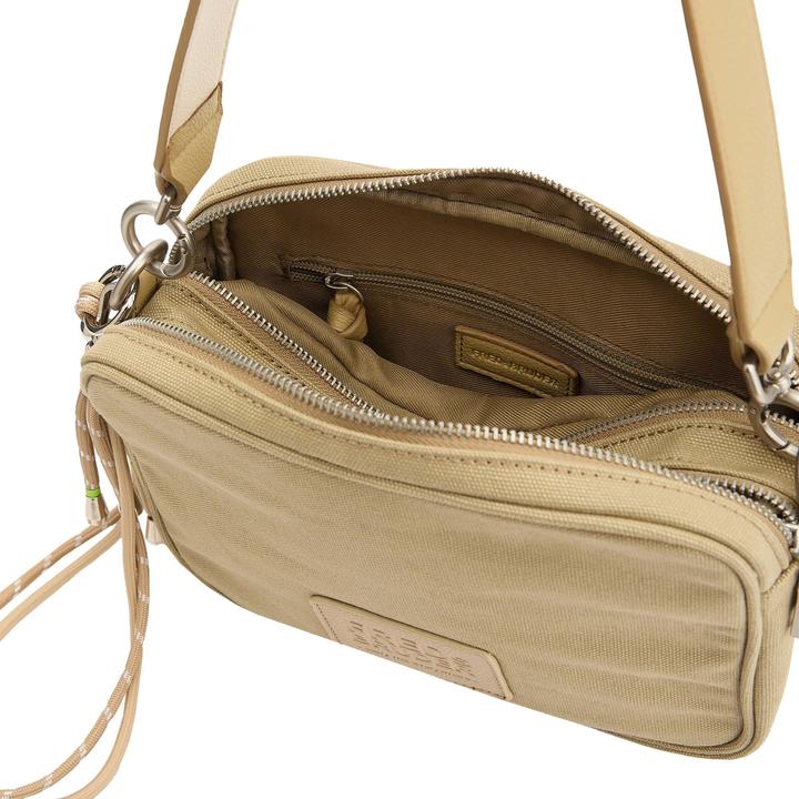 Actual product image FredsBruder Carry Me Everywhere Schultertasche 23 cm