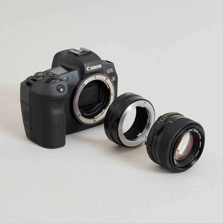 Immagine prodotto Urth Adattatore per obiettivo: Compatibile con gli obiettivi Minolta Rokkor (SR / MD / MC) e i corpi